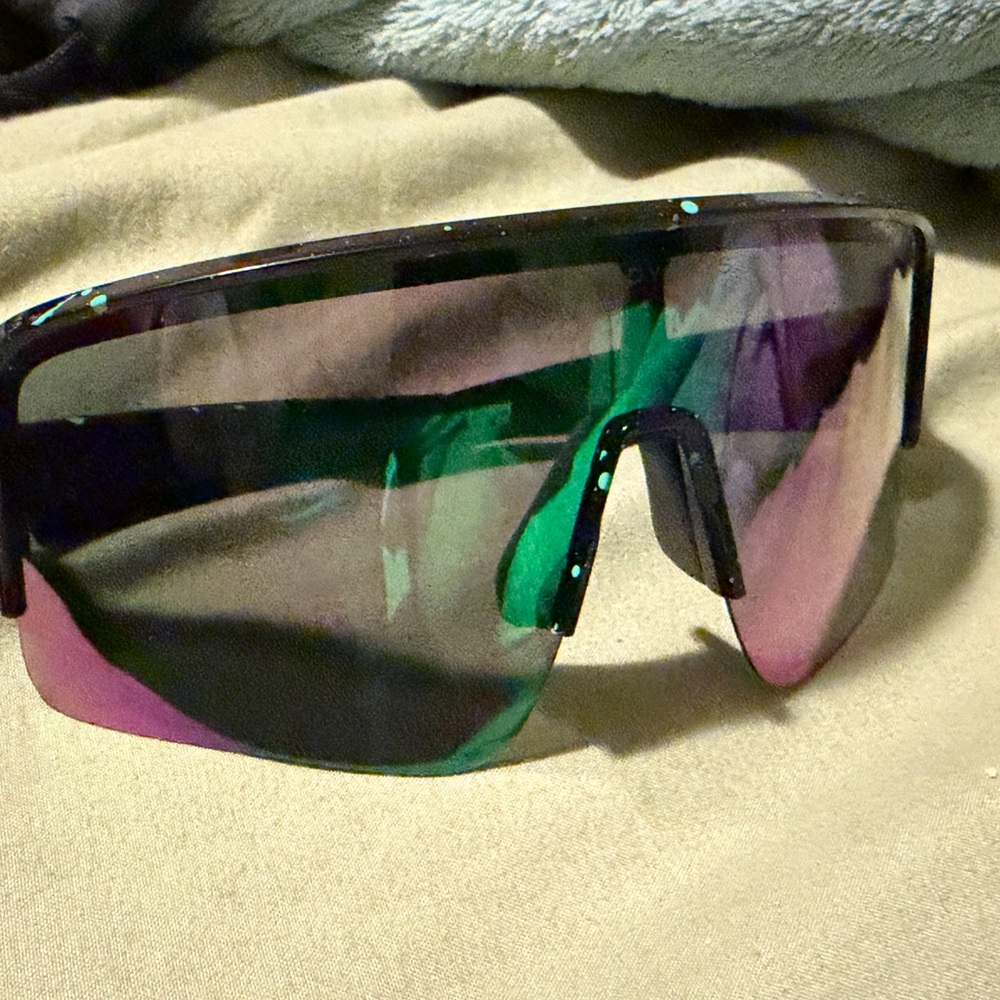 Shady Rays Nitro Sporty Sunglasses Emerald Lens